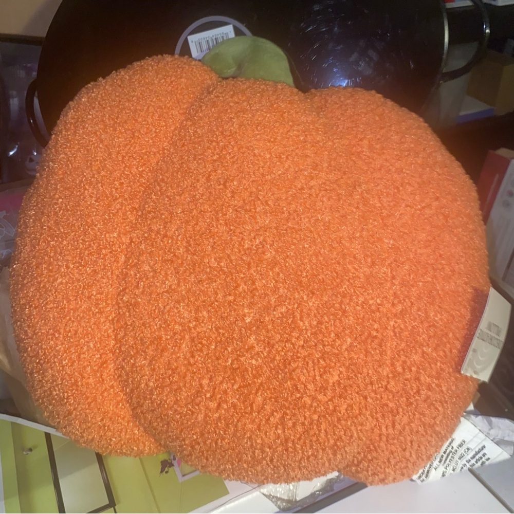 Cozy Orange Pumpkin-Shaped Fall Throw Pillow Halloween Seasonal Home Decor-New